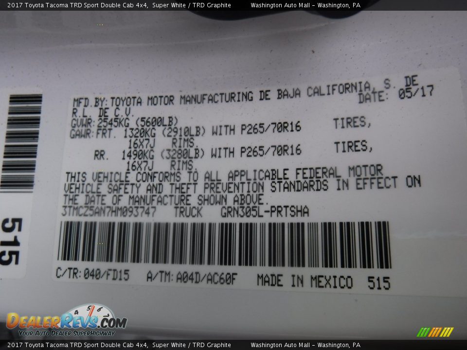 2017 Toyota Tacoma TRD Sport Double Cab 4x4 Super White / TRD Graphite Photo #31