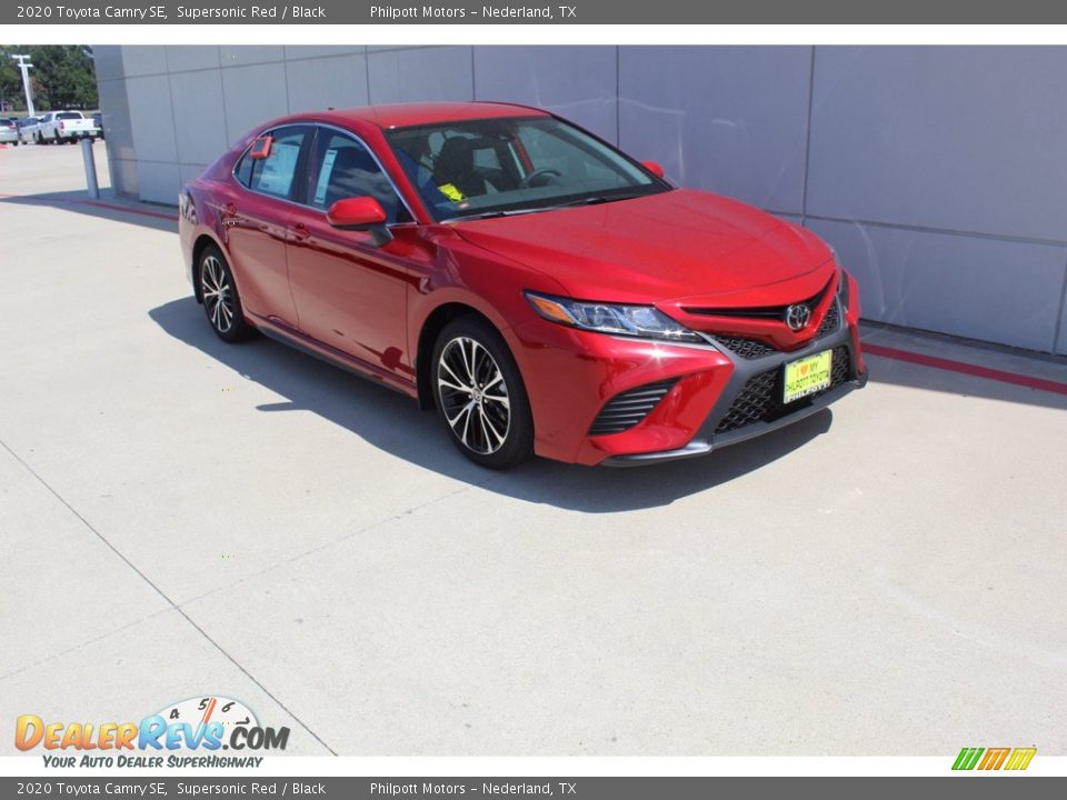2020 Toyota Camry SE Supersonic Red / Black Photo #2