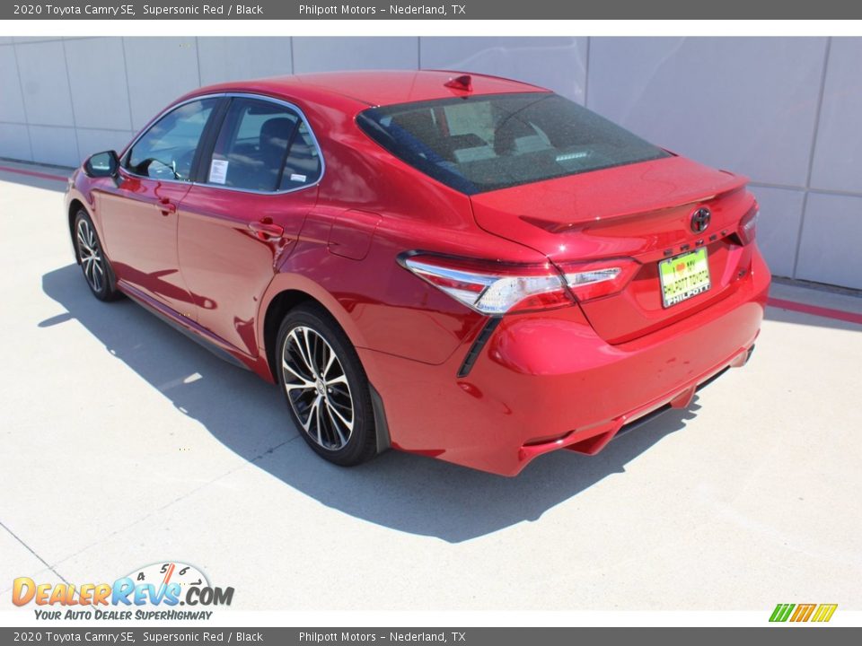 2020 Toyota Camry SE Supersonic Red / Black Photo #6