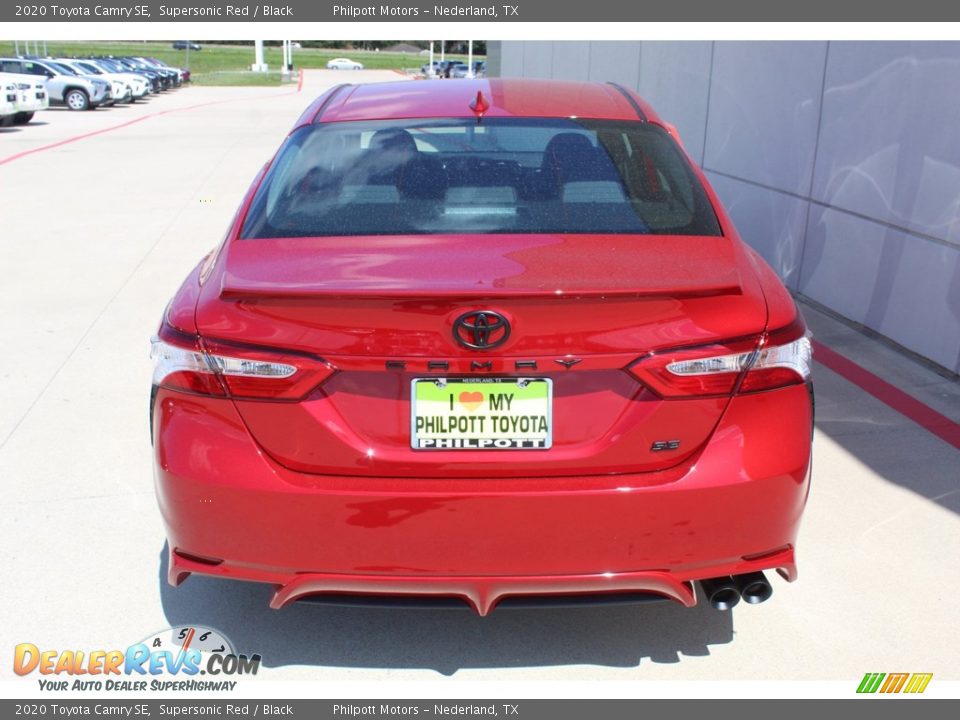 2020 Toyota Camry SE Supersonic Red / Black Photo #7