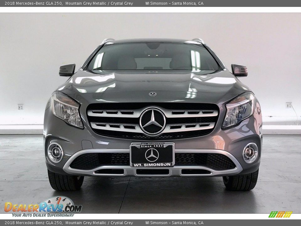 2018 Mercedes-Benz GLA 250 Mountain Grey Metallic / Crystal Grey Photo #2