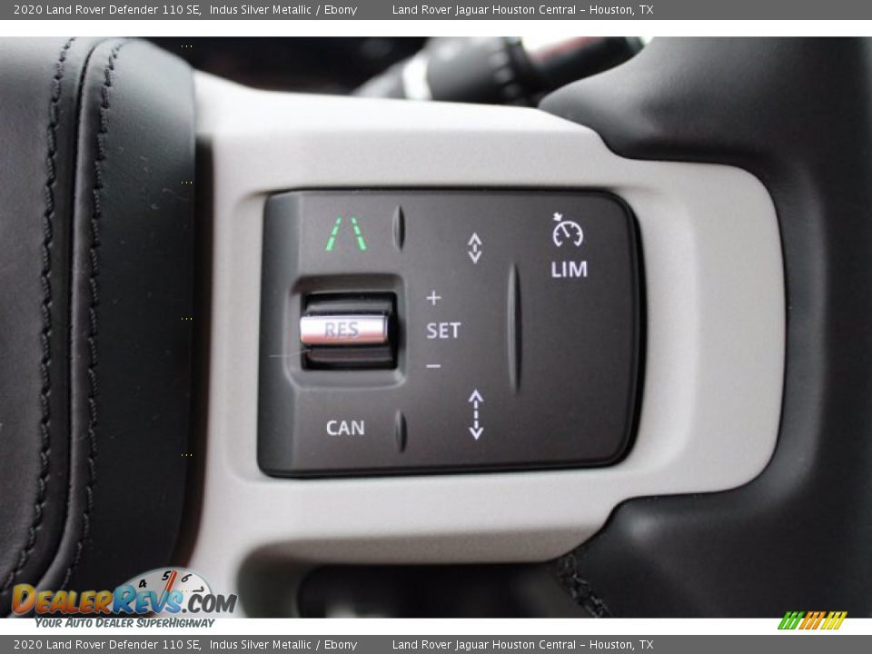 2020 Land Rover Defender 110 SE Steering Wheel Photo #19