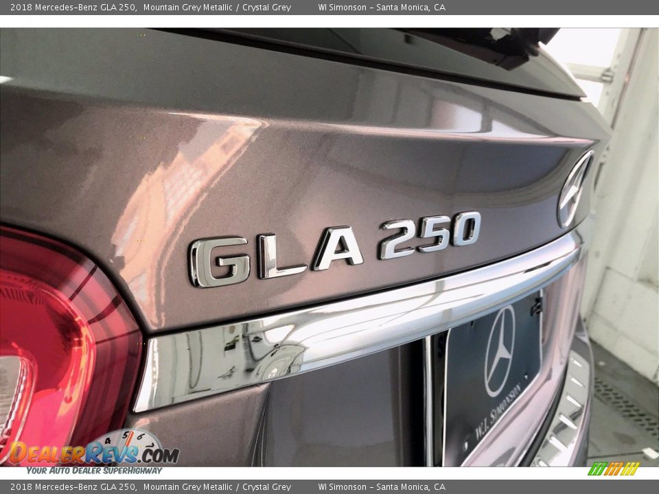 2018 Mercedes-Benz GLA 250 Mountain Grey Metallic / Crystal Grey Photo #27