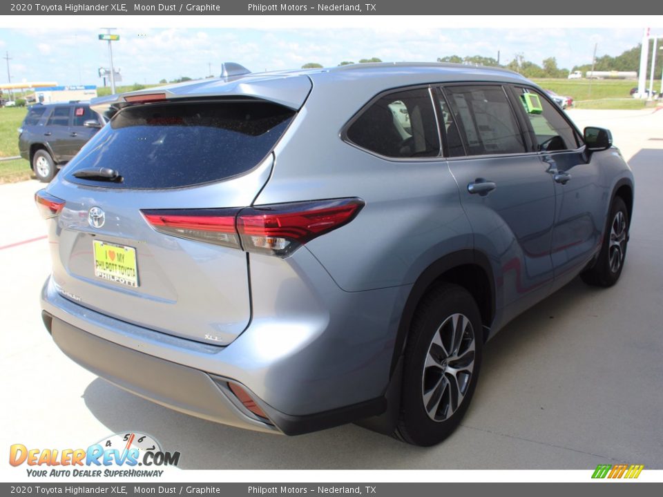 2020 Toyota Highlander XLE Moon Dust / Graphite Photo #8