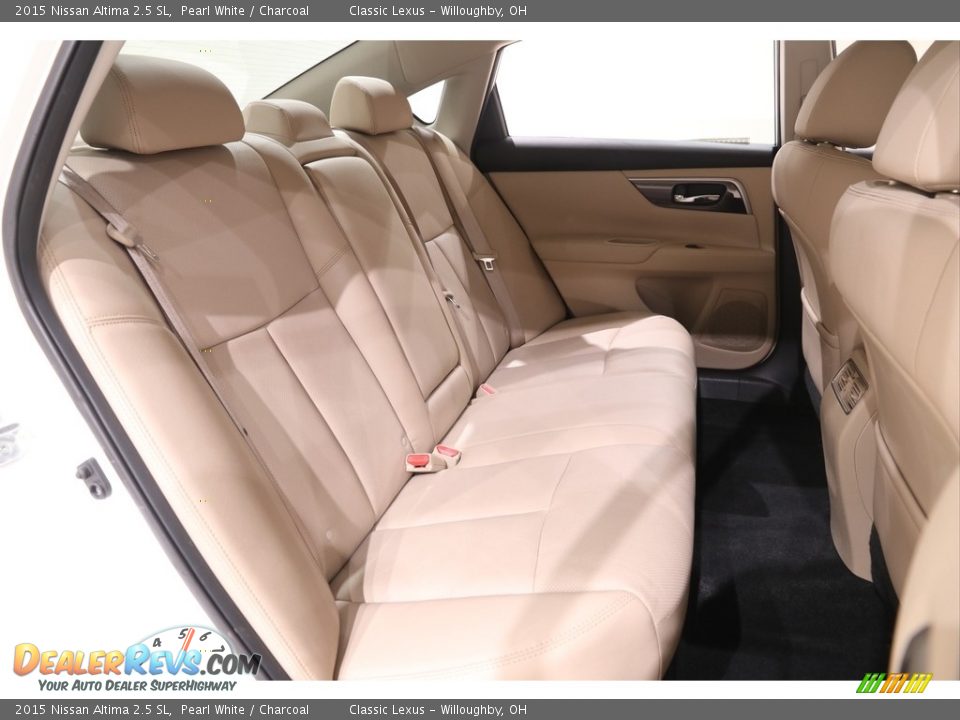 2015 Nissan Altima 2.5 SL Pearl White / Charcoal Photo #19