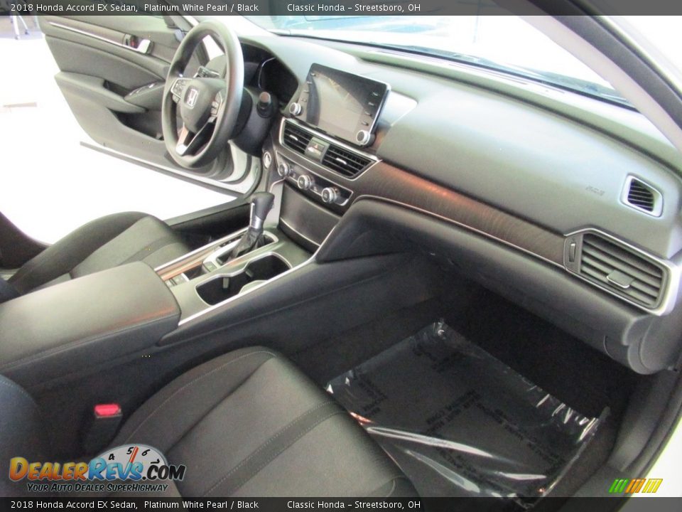 2018 Honda Accord EX Sedan Platinum White Pearl / Black Photo #15