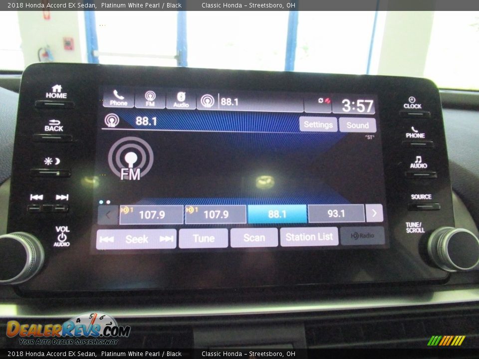 2018 Honda Accord EX Sedan Platinum White Pearl / Black Photo #36