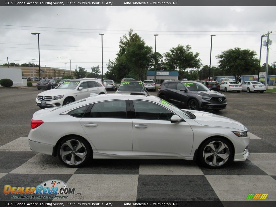 2019 Honda Accord Touring Sedan Platinum White Pearl / Gray Photo #3