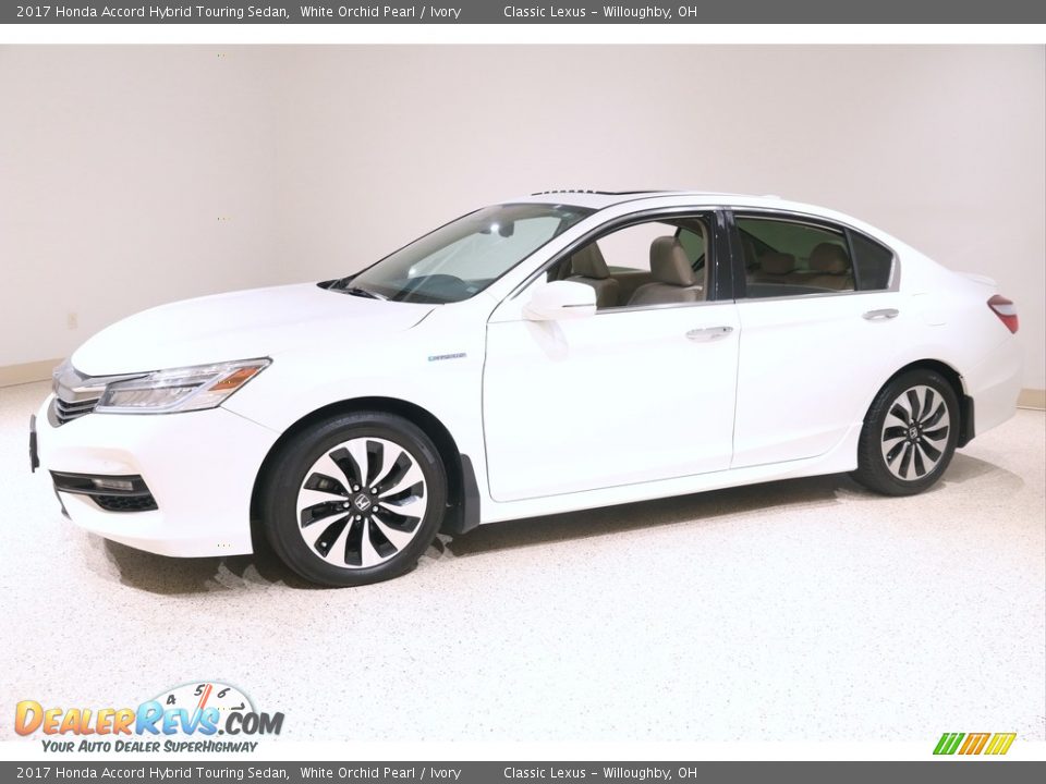 2017 Honda Accord Hybrid Touring Sedan White Orchid Pearl / Ivory Photo #3