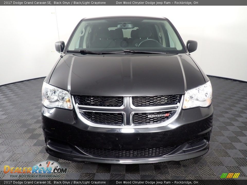 2017 Dodge Grand Caravan SE Black Onyx / Black/Light Graystone Photo #5