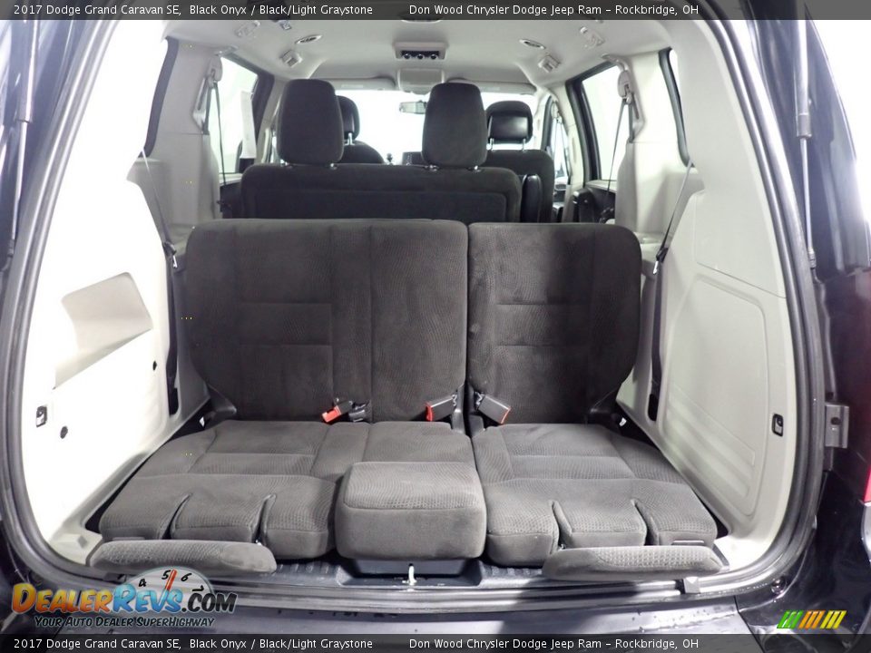 2017 Dodge Grand Caravan SE Black Onyx / Black/Light Graystone Photo #16
