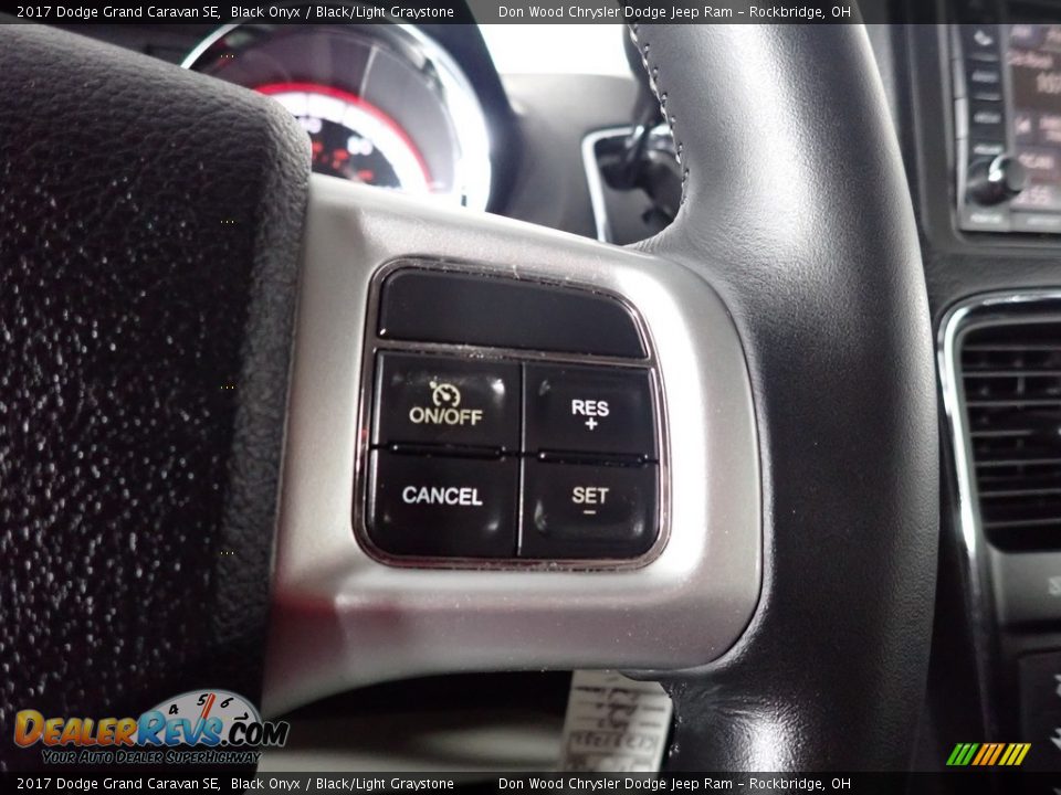 2017 Dodge Grand Caravan SE Black Onyx / Black/Light Graystone Photo #36