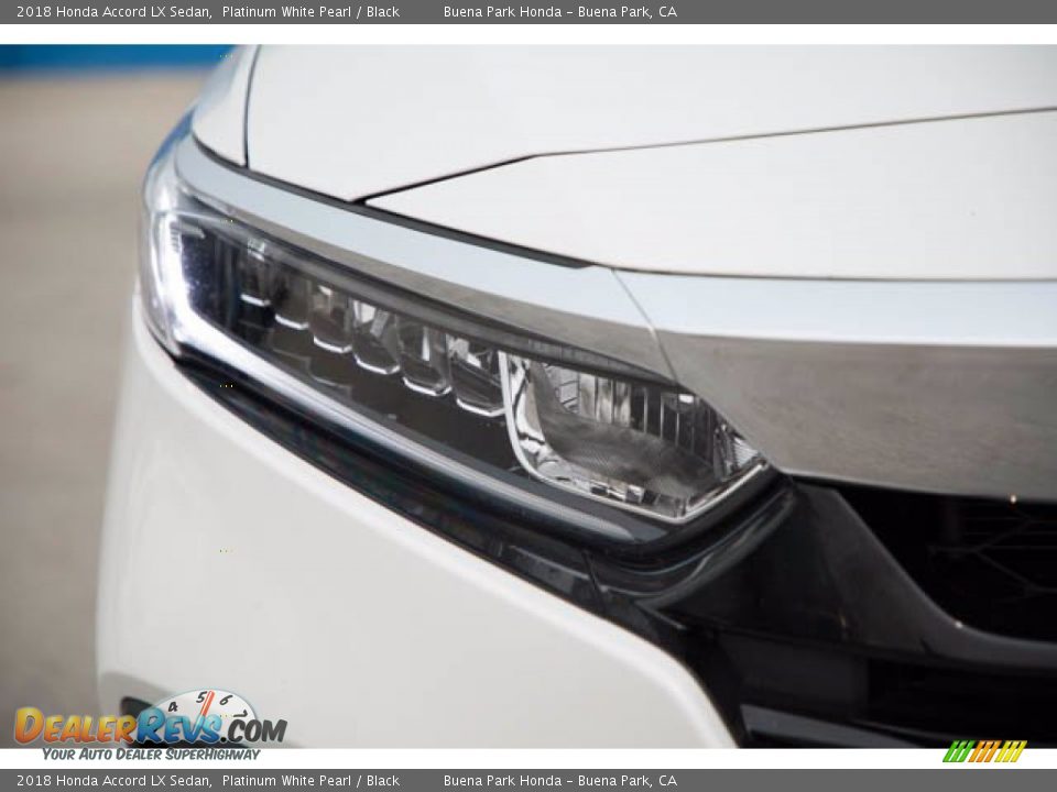 2018 Honda Accord LX Sedan Platinum White Pearl / Black Photo #8