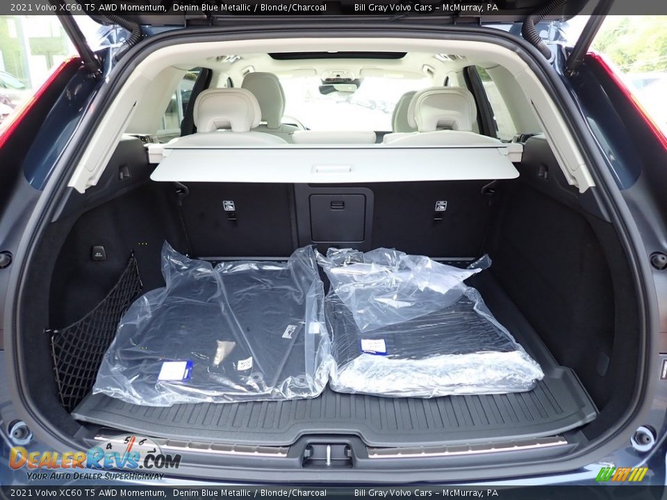 2021 Volvo XC60 T5 AWD Momentum Trunk Photo #3