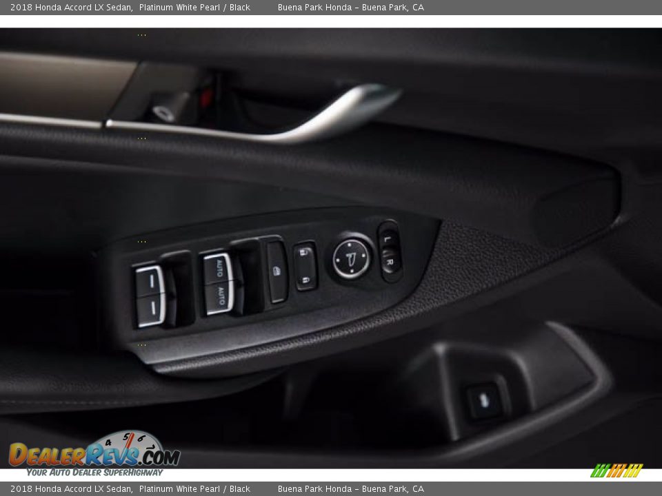 2018 Honda Accord LX Sedan Platinum White Pearl / Black Photo #31