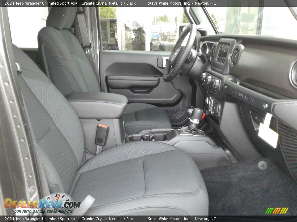 Front Seat of 2021 Jeep Wrangler Unlimited Sport 4x4 Photo #16