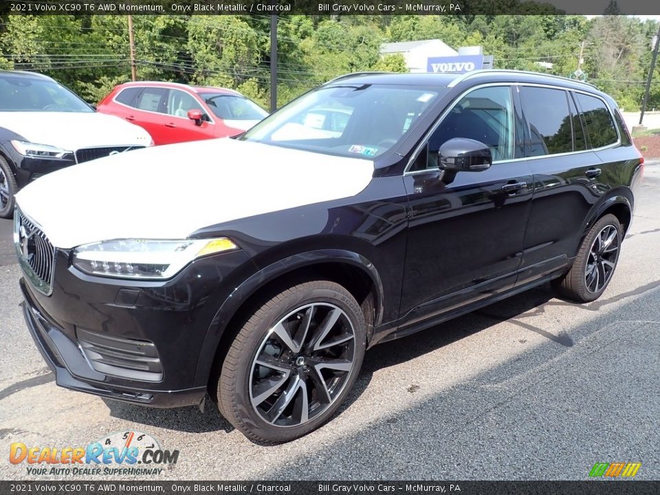 2021 Volvo XC90 T6 AWD Momentum Onyx Black Metallic / Charcoal Photo #5