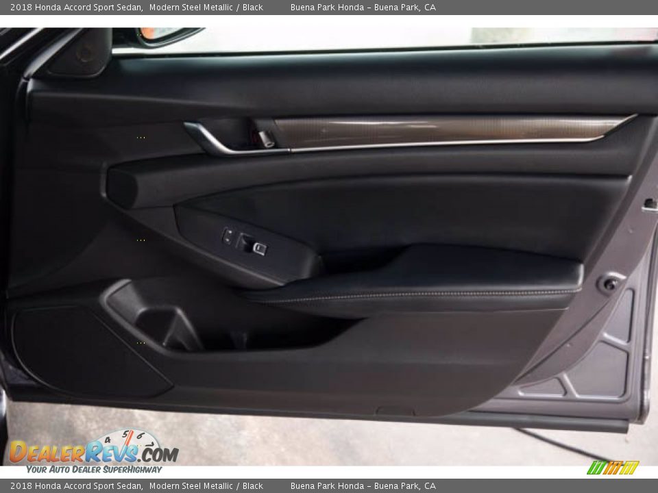 2018 Honda Accord Sport Sedan Modern Steel Metallic / Black Photo #32
