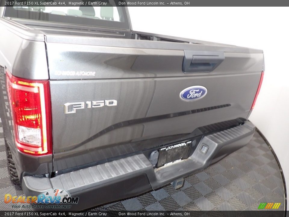 2017 Ford F150 XL SuperCab 4x4 Magnetic / Earth Gray Photo #11