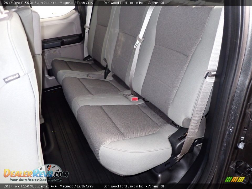 2017 Ford F150 XL SuperCab 4x4 Magnetic / Earth Gray Photo #17