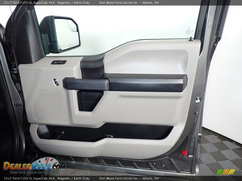2017 Ford F150 XL SuperCab 4x4 Magnetic / Earth Gray Photo #18