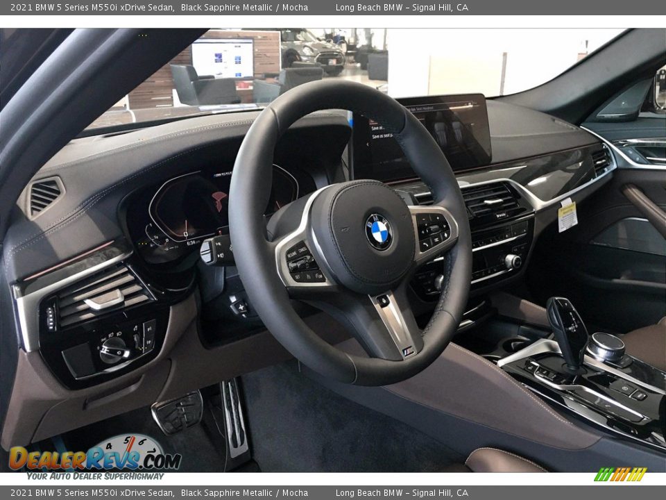 2021 BMW 5 Series M550i xDrive Sedan Steering Wheel Photo #7
