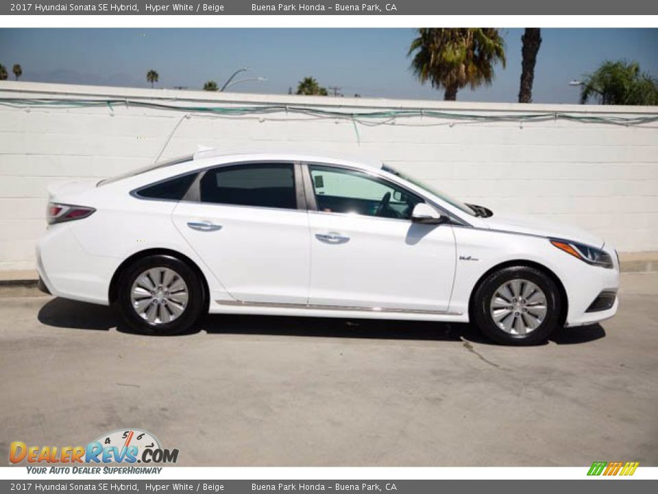 Hyper White 2017 Hyundai Sonata SE Hybrid Photo #14