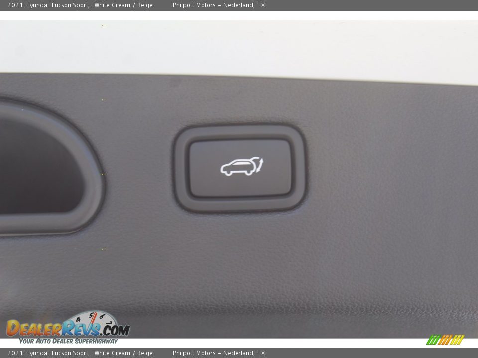 2021 Hyundai Tucson Sport White Cream / Beige Photo #25