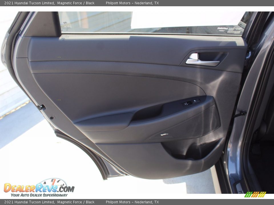 2021 Hyundai Tucson Limited Magnetic Force / Black Photo #20