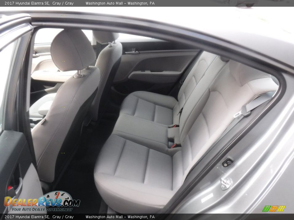 2017 Hyundai Elantra SE Gray / Gray Photo #24