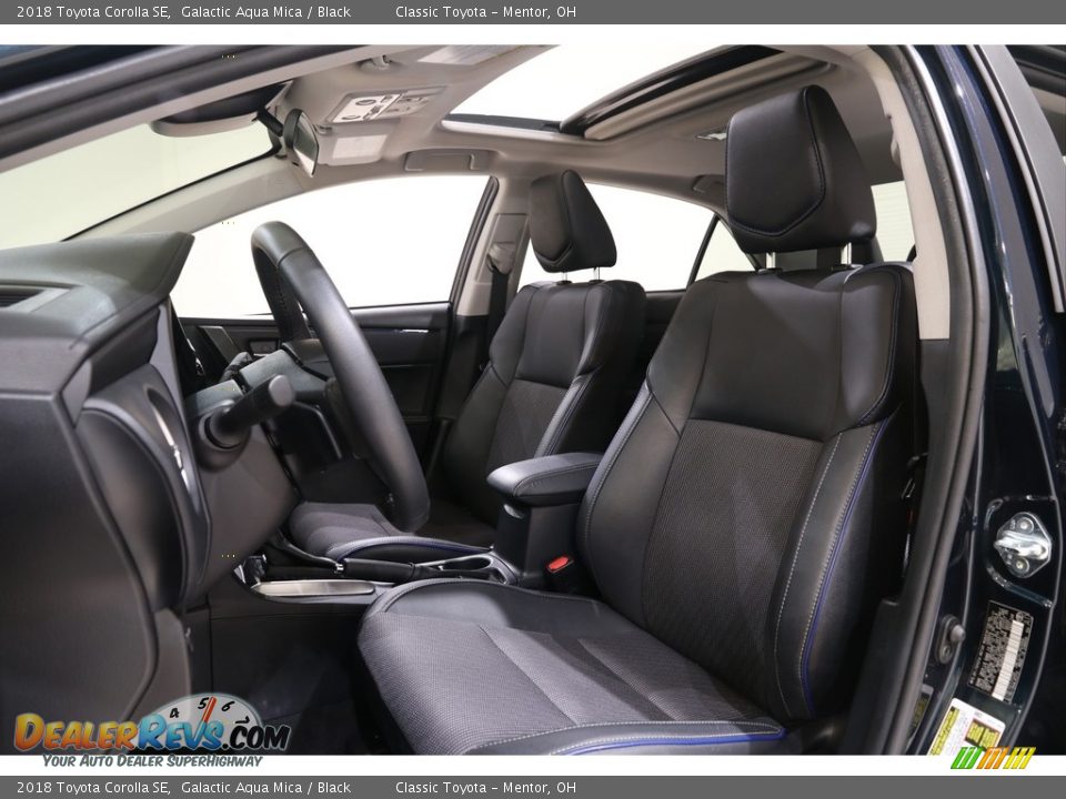 2018 Toyota Corolla SE Galactic Aqua Mica / Black Photo #5