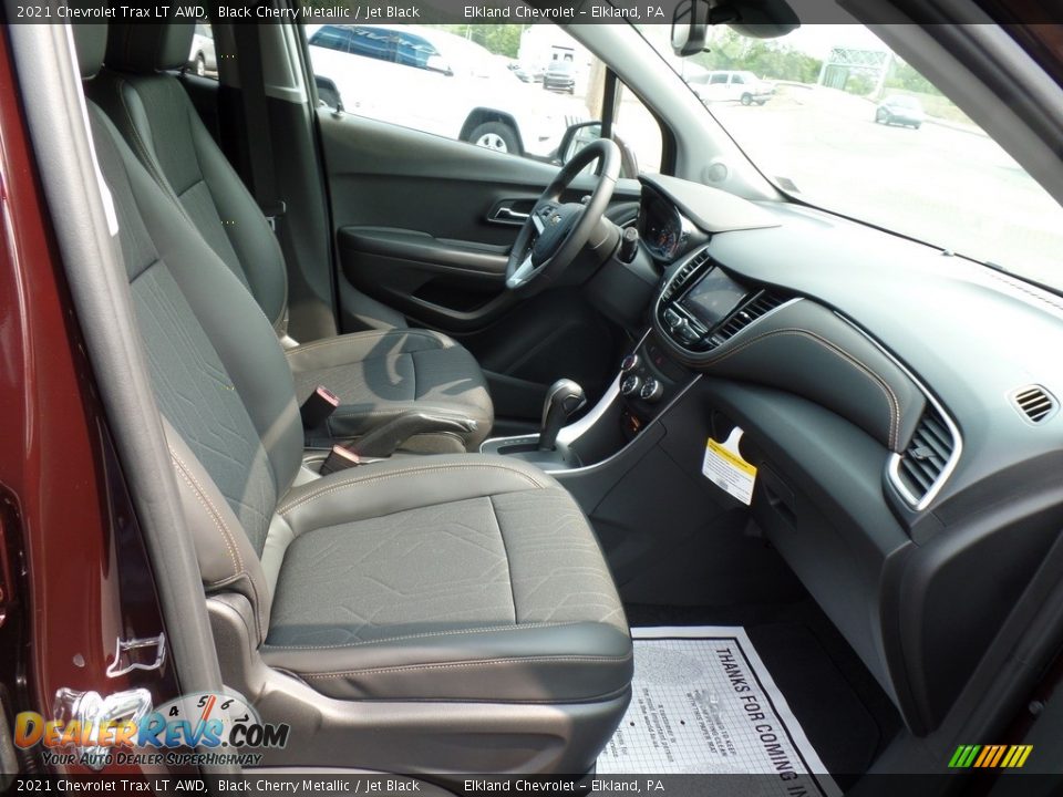 Front Seat of 2021 Chevrolet Trax LT AWD Photo #35