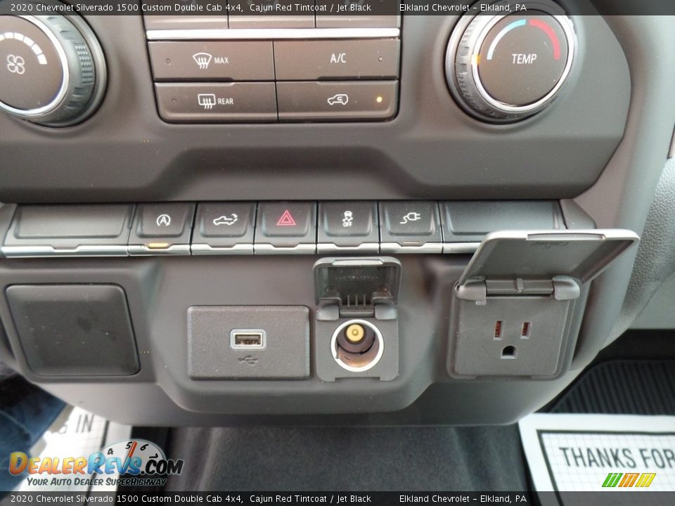 2020 Chevrolet Silverado 1500 Custom Double Cab 4x4 Cajun Red Tintcoat / Jet Black Photo #31