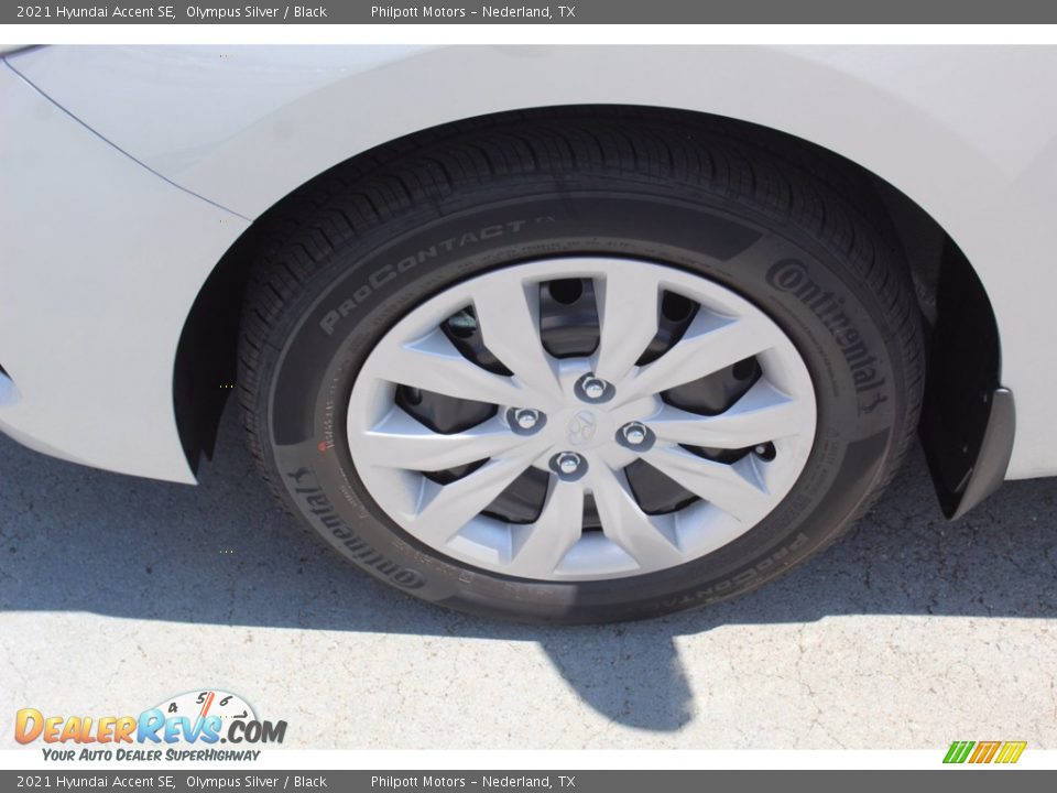 2021 Hyundai Accent SE Wheel Photo #5