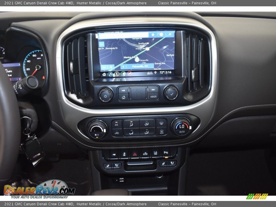 Controls of 2021 GMC Canyon Denali Crew Cab 4WD Photo #11