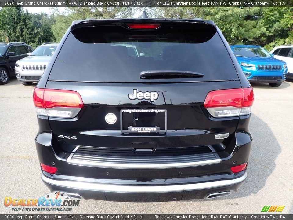 2020 Jeep Grand Cherokee Summit 4x4 Diamond Black Crystal Pearl / Black Photo #6