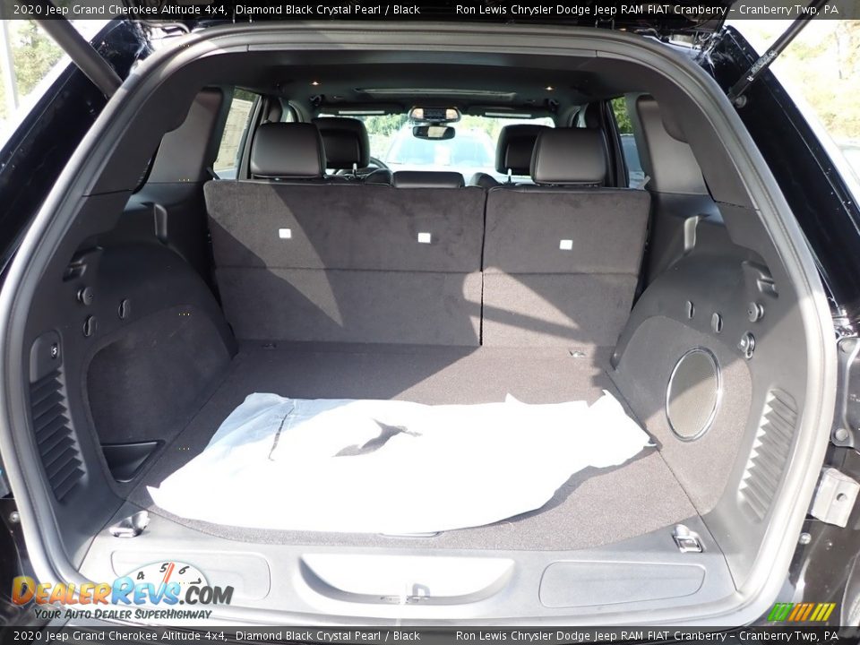 2020 Jeep Grand Cherokee Altitude 4x4 Diamond Black Crystal Pearl / Black Photo #7