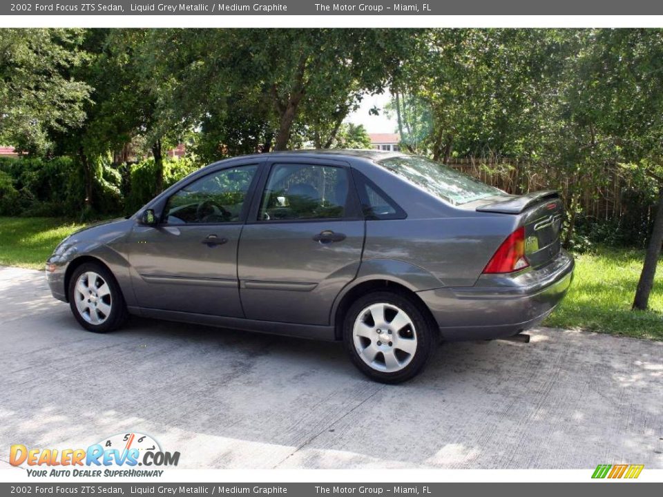 2002 Ford Focus ZTS Sedan Liquid Grey Metallic / Medium Graphite Photo #7