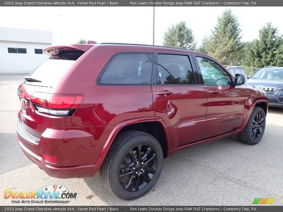 2020 Jeep Grand Cherokee Altitude 4x4 Velvet Red Pearl / Black Photo #5