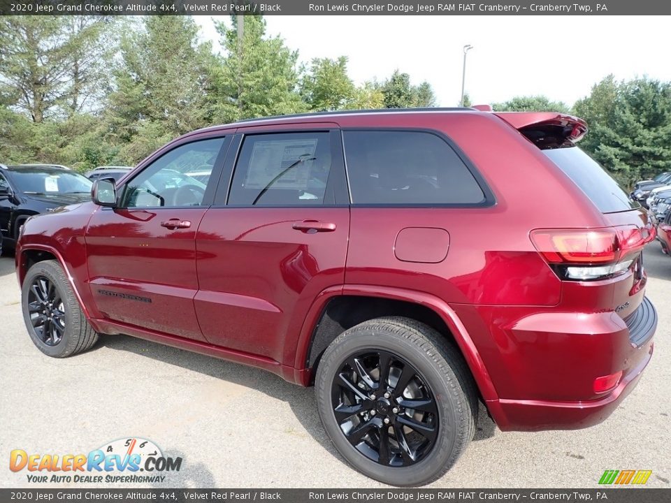 2020 Jeep Grand Cherokee Altitude 4x4 Velvet Red Pearl / Black Photo #8