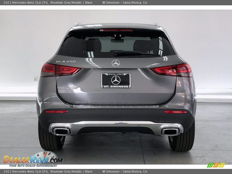 2021 Mercedes-Benz GLA 250 Mountain Grey Metallic / Black Photo #3