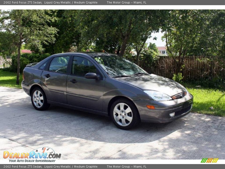 2002 Ford Focus ZTS Sedan Liquid Grey Metallic / Medium Graphite Photo #18