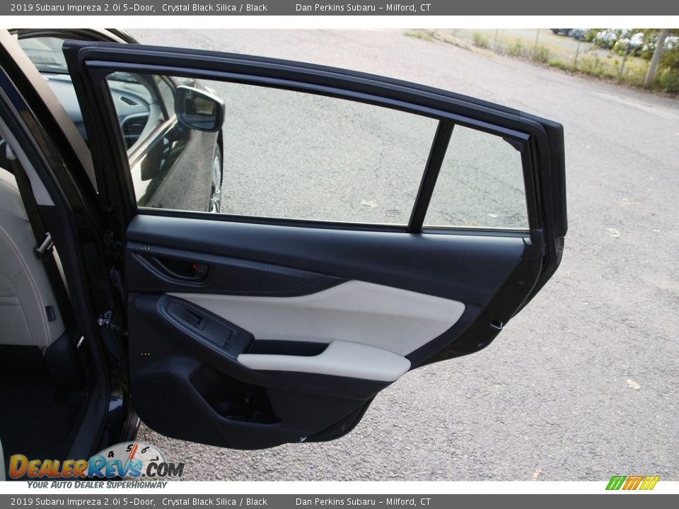2019 Subaru Impreza 2.0i 5-Door Crystal Black Silica / Black Photo #14