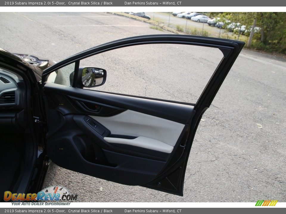 2019 Subaru Impreza 2.0i 5-Door Crystal Black Silica / Black Photo #16