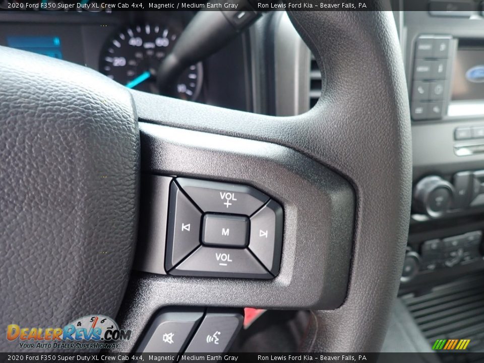 2020 Ford F350 Super Duty XL Crew Cab 4x4 Steering Wheel Photo #15
