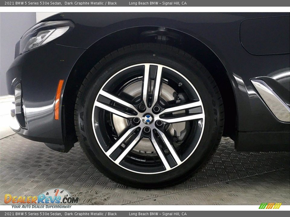 2021 BMW 5 Series 530e Sedan Wheel Photo #12