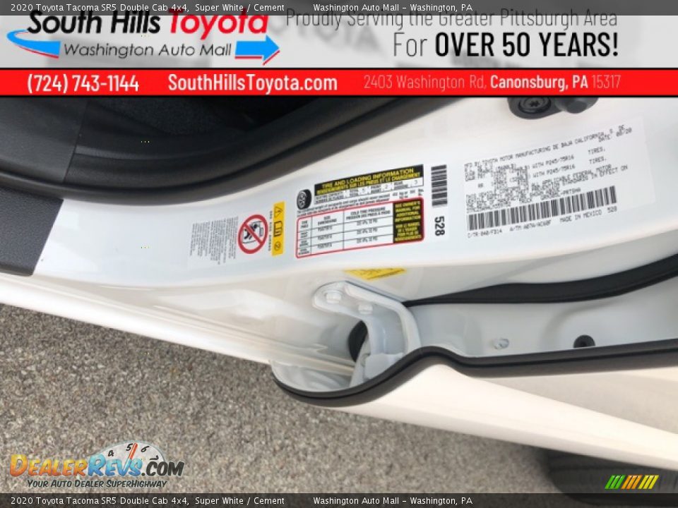 2020 Toyota Tacoma SR5 Double Cab 4x4 Super White / Cement Photo #35