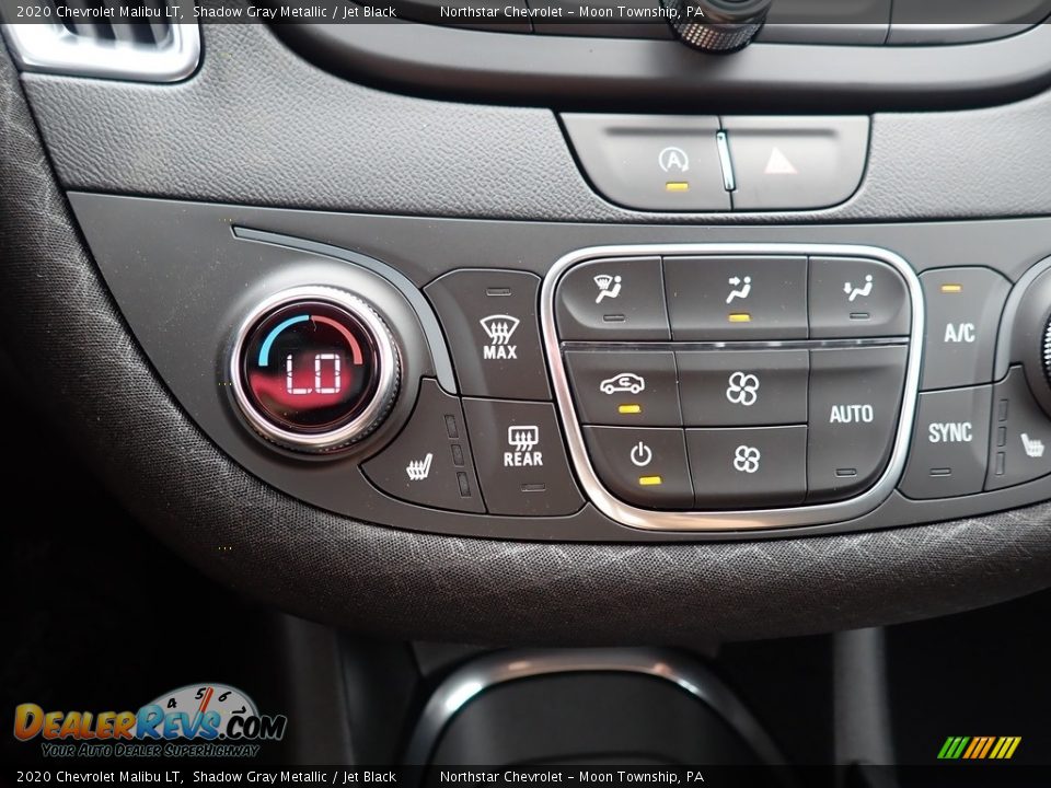 Controls of 2020 Chevrolet Malibu LT Photo #19