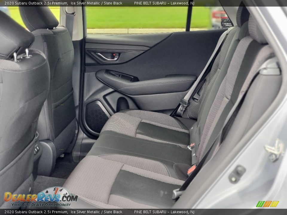 2020 Subaru Outback 2.5i Premium Ice Silver Metallic / Slate Black Photo #9