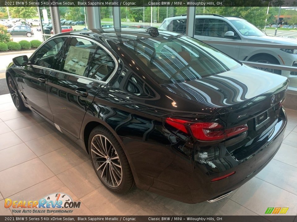 2021 BMW 5 Series 540i xDrive Sedan Black Sapphire Metallic / Cognac Photo #2